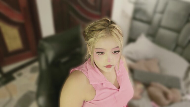 Tinie_Sofiaa's Streamate show and profile