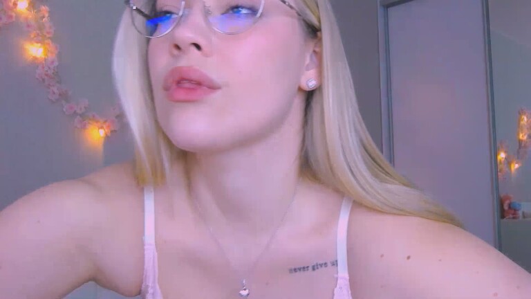 DianaLuna's Streamate show and profile