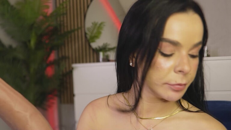 Miss_Denisse's Streamate show and profile