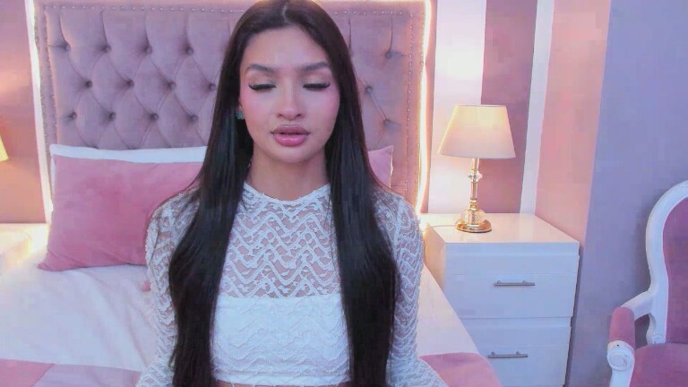 AuraClark's Streamate show and profile