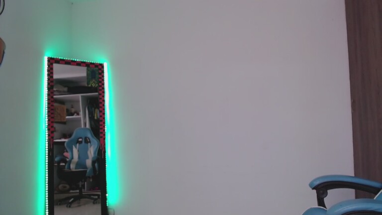 callmebluee's Streamate show and profile