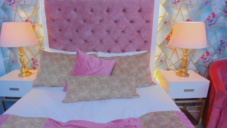 SalomeeRay's Streamate show and profile