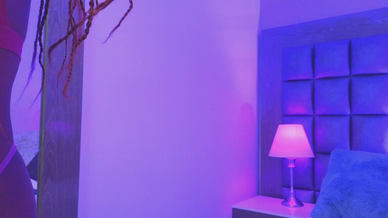 NatashaMilley's Streamate show and profile