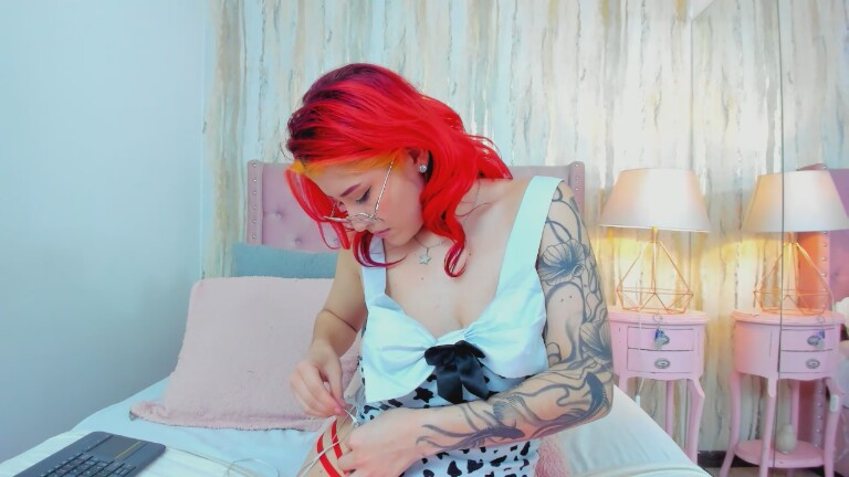 AriBelle's Streamate show and profile