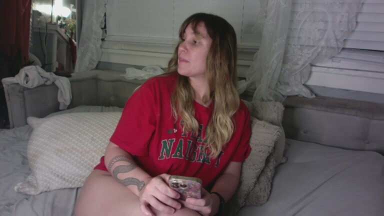 leoqueen1111's Streamate show and profile