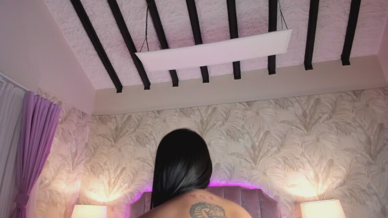 KoralDaviss's Streamate show and profile