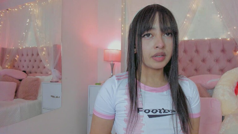 AlexandraWinterr's Streamate show and profile