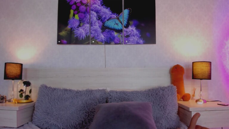 SamanthaaWoods's Streamate show and profile