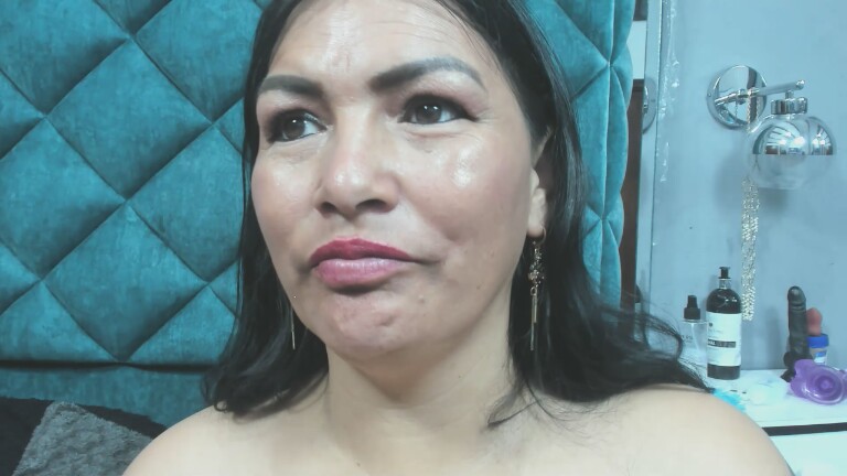 PENELOPELEWIS40's Streamate show and profile