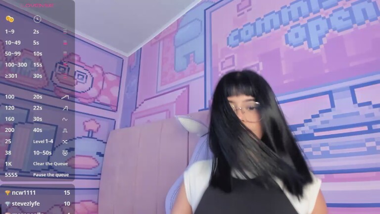 18alice's Streamate show and profile