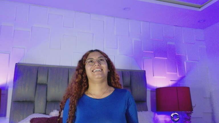 TaniaLux's Streamate show and profile